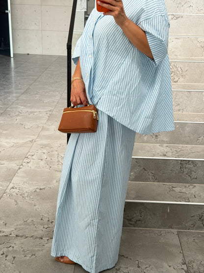 Ensemble bleu lumière