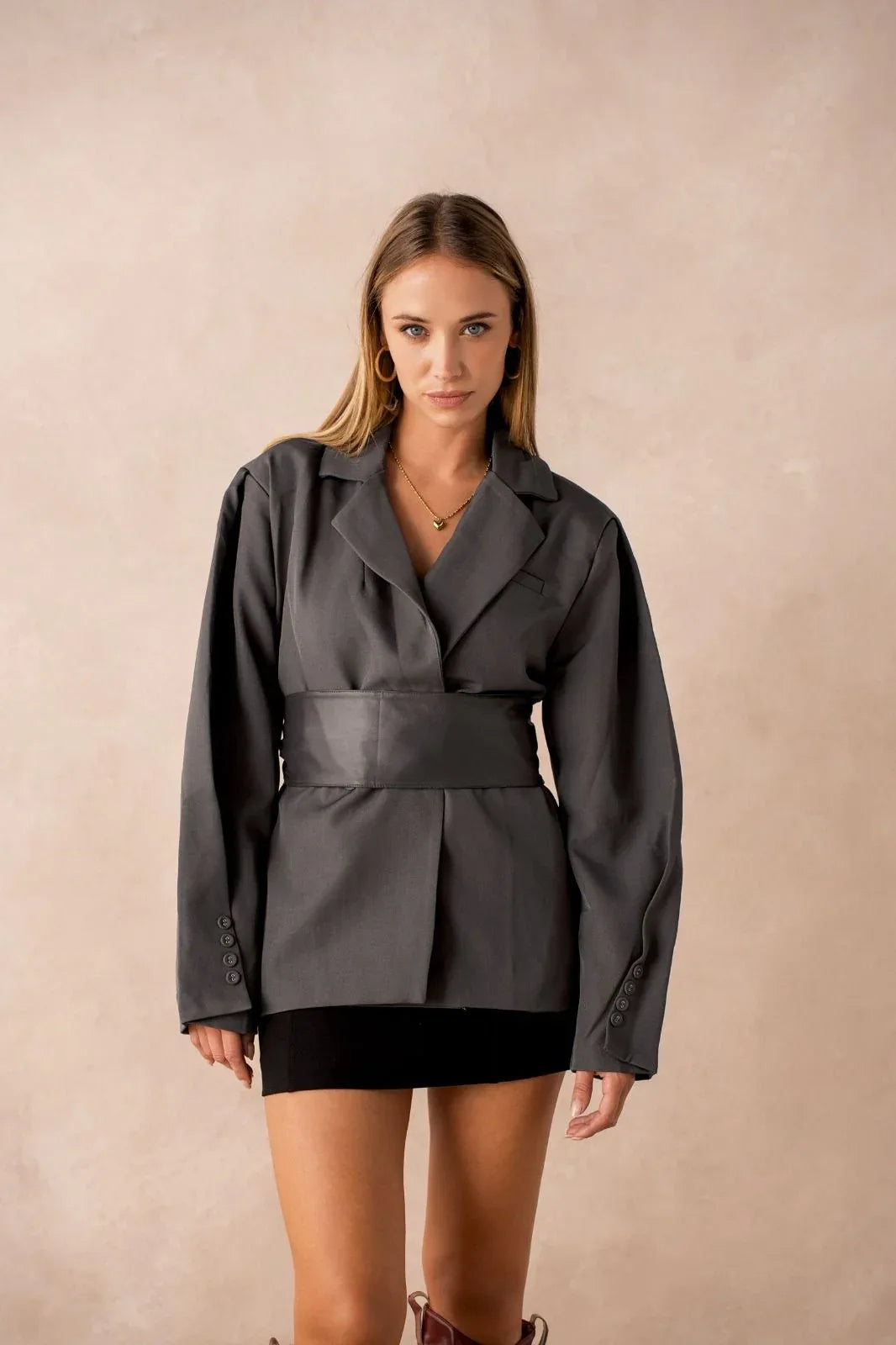 Blazer gris oversize femme à ceinture large Augustine - NMDRESS