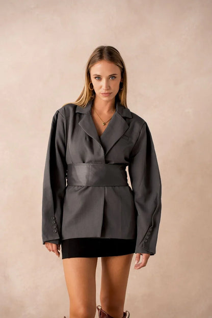 Blazer gris oversize femme à ceinture large Augustine - NMDRESS